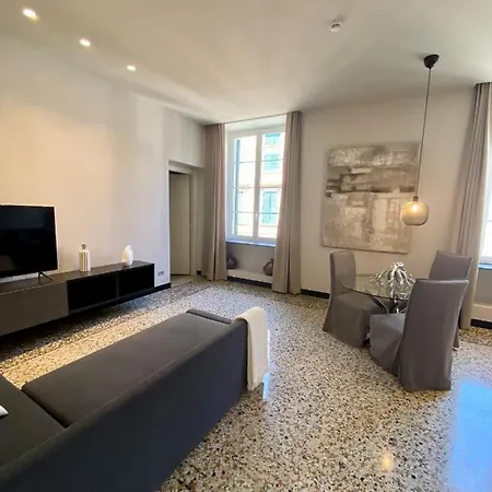 Hnn Luxury Apartment Genoa