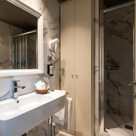 Apartment Hnn Luxury Genoa